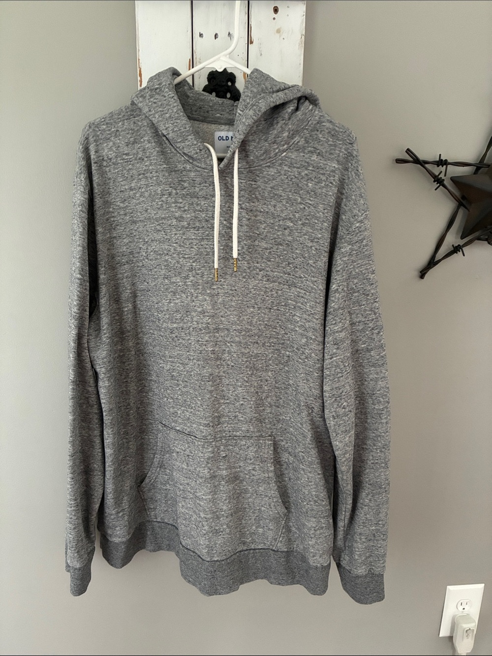 Men’s Old Navy XXLTall light gray hoodie